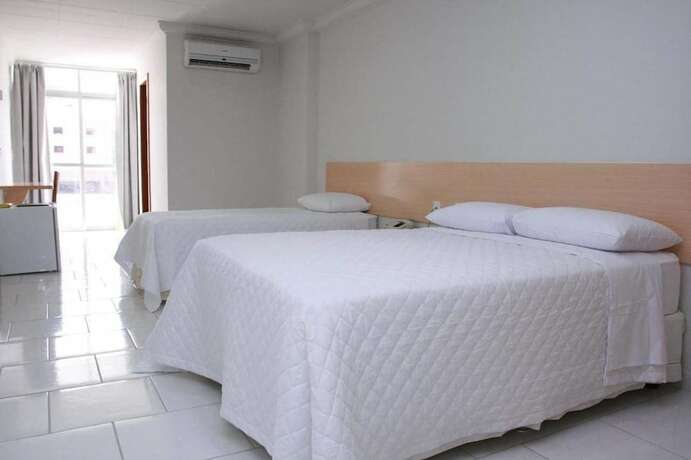 Imagen de la habitación del Hotel Arezzu. Foto 8