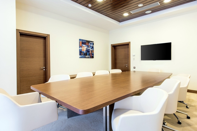 Imagen de los interiores del Hotel Arfa Park. Foto 18