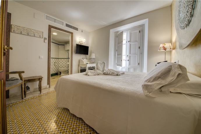 Imagen de la habitación del Hotel Argantonio. Foto 10