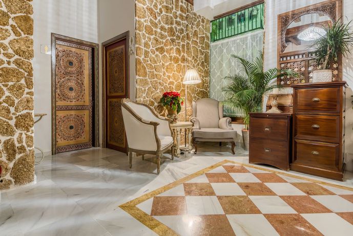 Imagen de los interiores del Hotel Argantonio. Foto 13