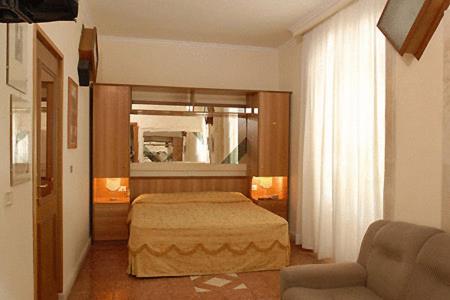 Imagen de la habitación del Hotel Argentina & SPA. Foto 8