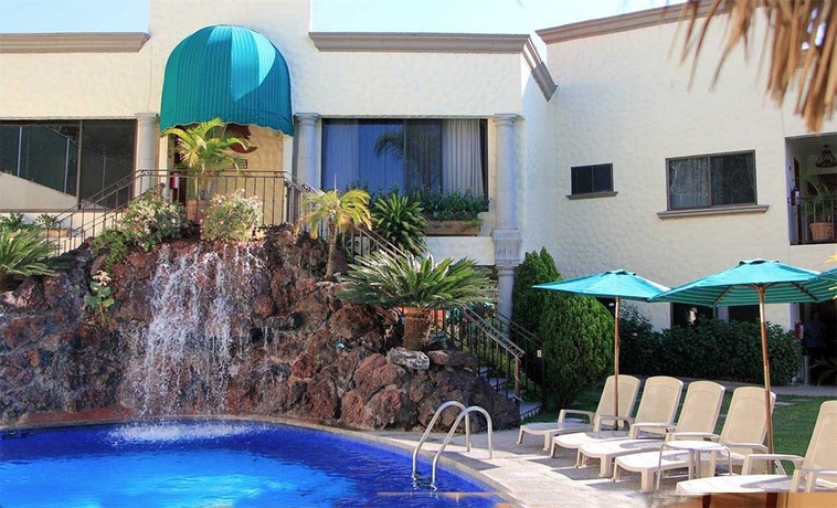 Imagen de la piscina del Hotel Argento, Cuernavaca. Foto 10