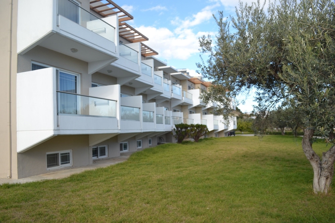 Imagen de los exteriores del Hotel Argiro Village. Foto 13