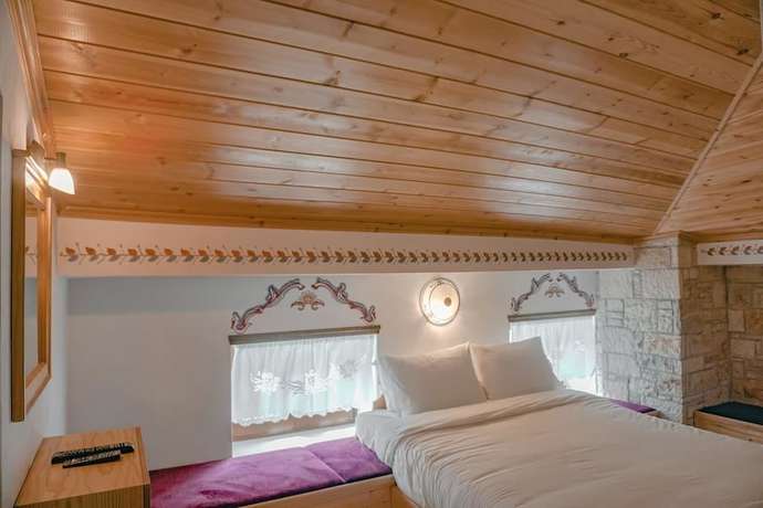 Imagen de la habitación del Hotel Argjiro. Foto 14