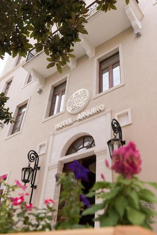 Imagen general del Hotel Argjiro. Foto 2