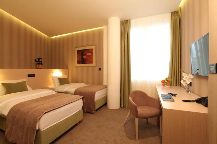 Imagen de la habitación del Hotel Argo, Belgrado. Foto 6