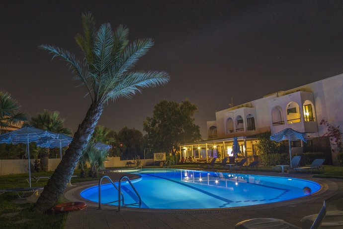 Imagen de la piscina del Hotel Argo Hotel, Faliraki. Foto 6