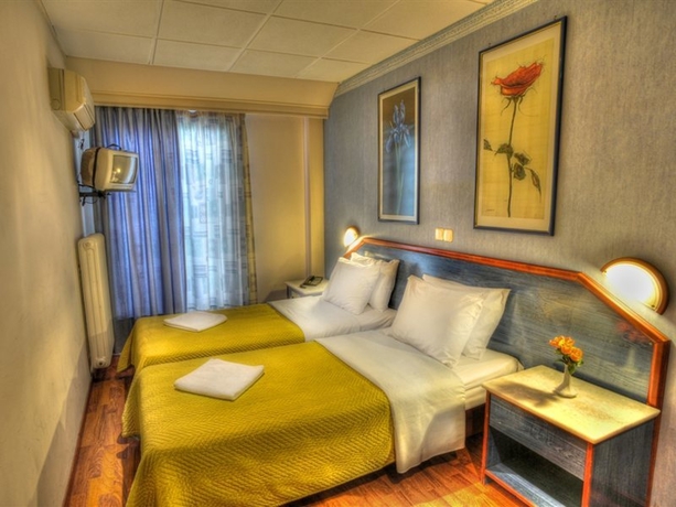 Imagen general del Hotel Argo, Pireo. Foto 1
