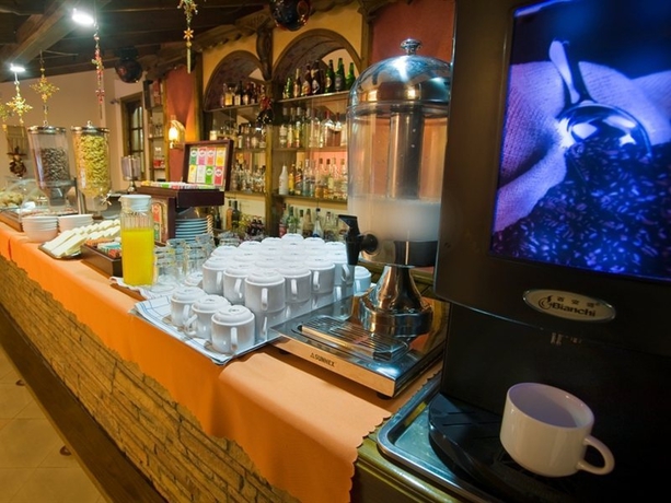 Imagen general del Hotel Argo, Pireo. Foto 2