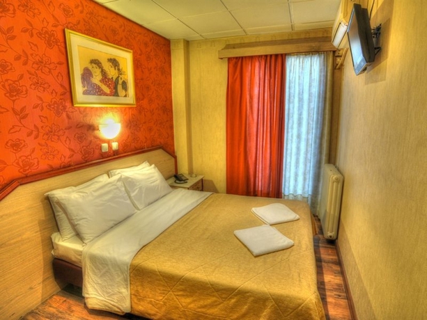 Imagen general del Hotel Argo, Pireo. Foto 3