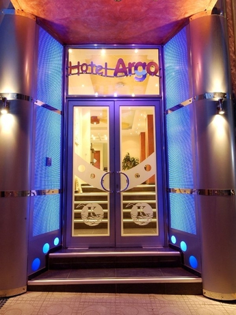 Imagen general del Hotel Argo, Pireo. Foto 4