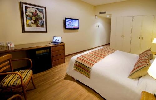 Imagen de la habitación del Hotel Argos, Bahia Blanca. Foto 6