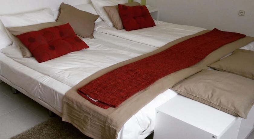 Imagen de la habitación del Hotel Argos Murcia. Foto 8