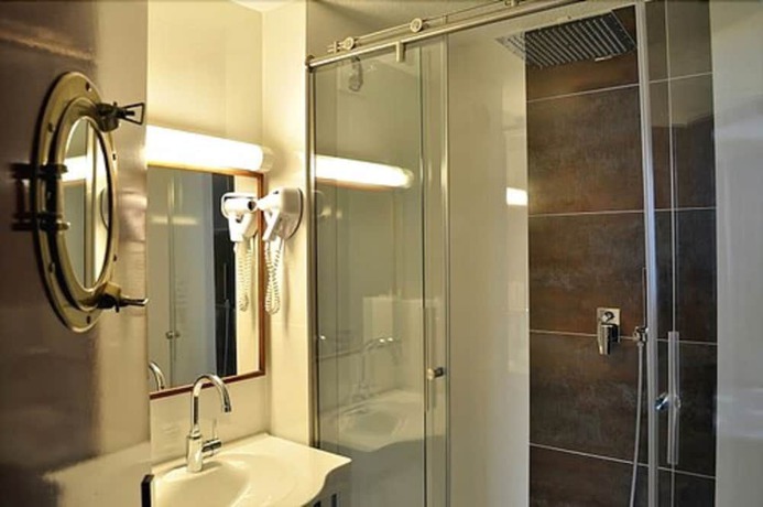 Imagen de la habitación del Hotel Argos, Vendenheim. Foto 5