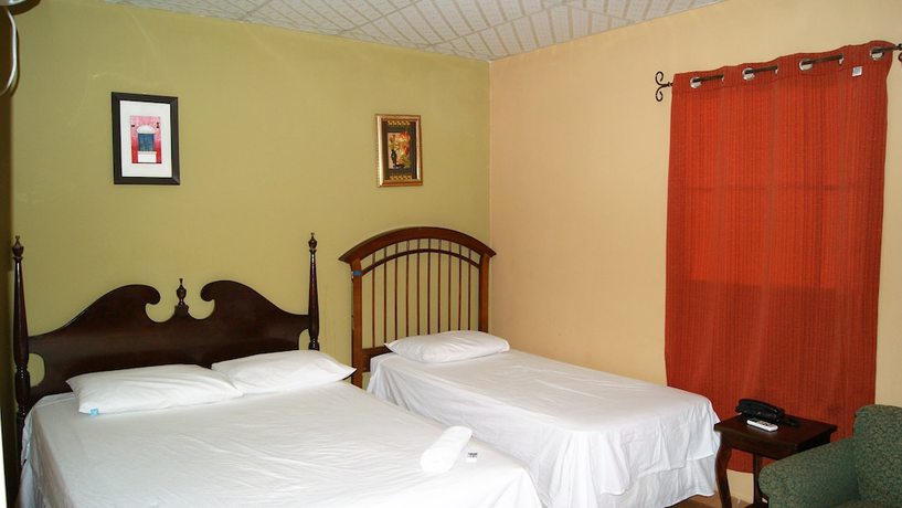 Imagen de la habitación del Hotel Argueta. Foto 9