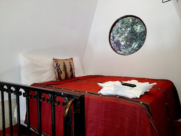 Imagen de la habitación del Hotel Argueta. Foto 11