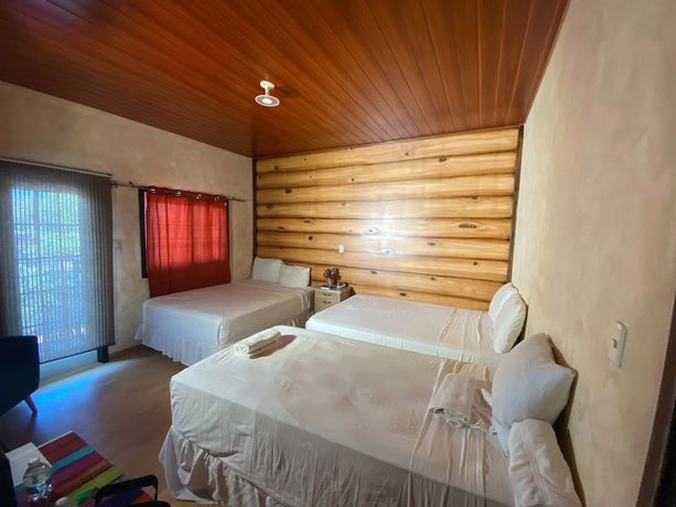 Imagen de la habitación del Hotel Argueta. Foto 13