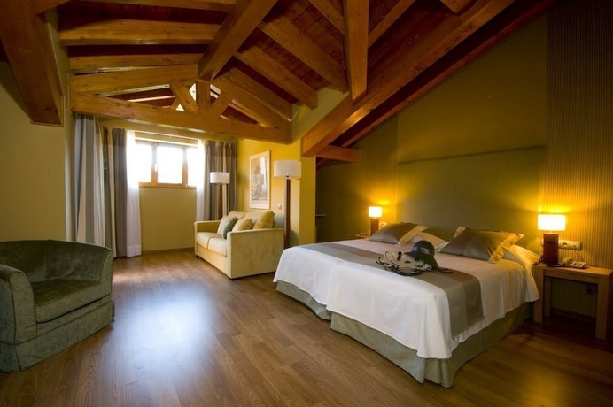 Imagen de la habitación del Hotel Arha Reserva Del Saja. Foto 13