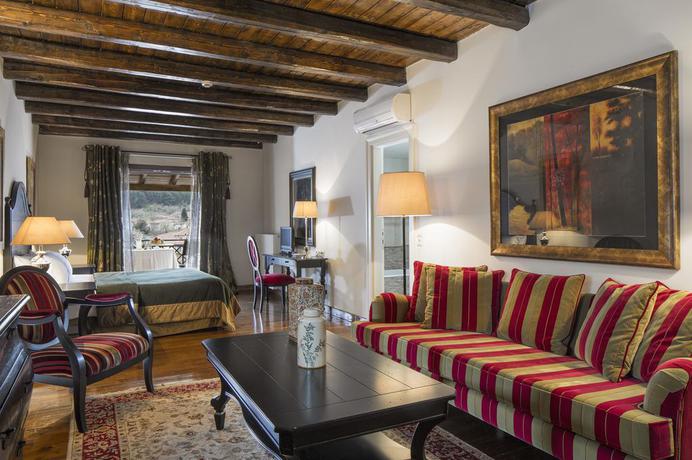 Imagen de la habitación del Hotel Arhontiko Kaltezioti Luxury Hotel & Suites. Foto 6