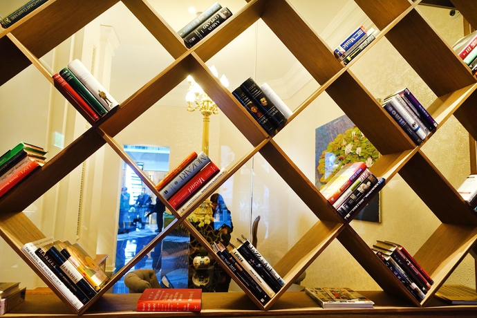 Imagen de los interiores del Hotel Aria Budapest By Library Collection. Foto 11