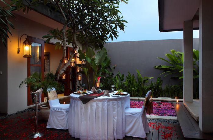 Imagen del bar/restaurante del Hotel Aria Exclusive Villa and Spa. Foto 3