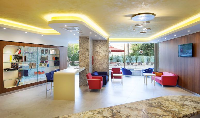 Imagen de los interiores del Hotel Aria, Rimini. Foto 19