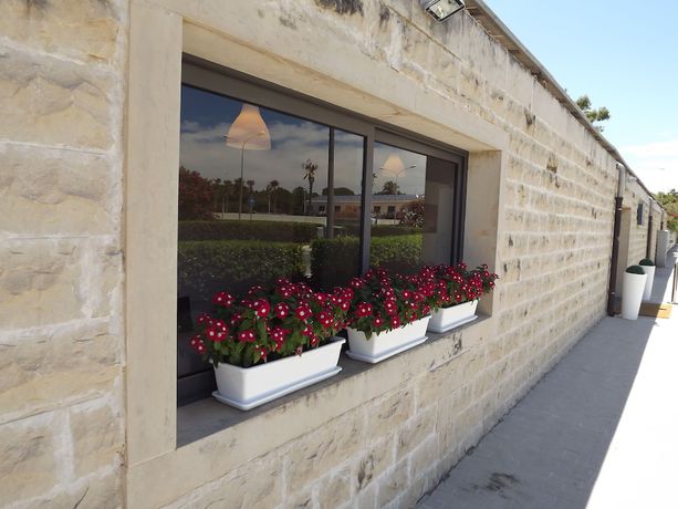 Imagen de los exteriores del Hotel Aria di Mare, Marina di Ragusa. Foto 11