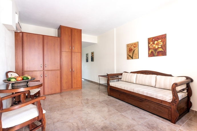 Imagen de la habitación del Hotel Ariadne, Naxos Ciudad. Foto 7