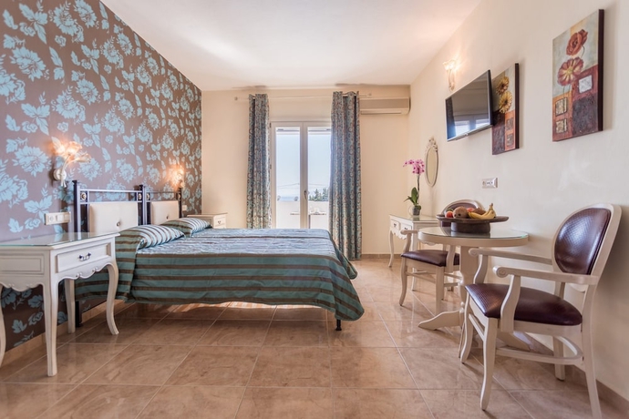 Imagen de la habitación del Hotel Ariadne, Naxos Ciudad. Foto 8