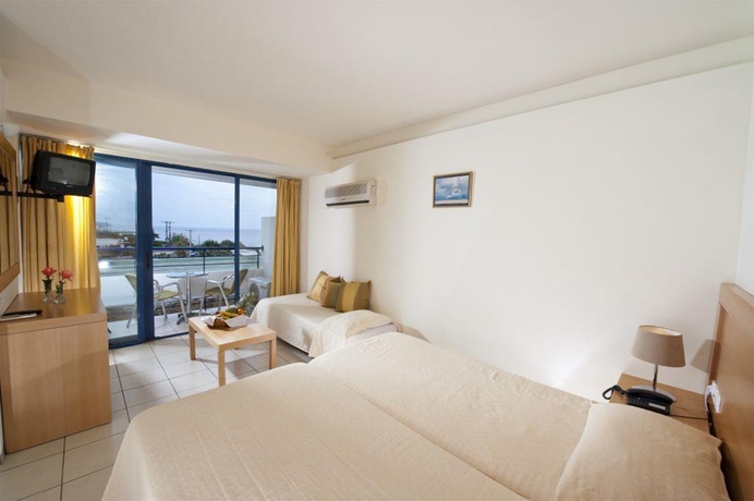 Imagen general del Hotel Ariadni Resort. Foto 9