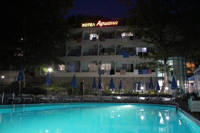 Imagen de la piscina del Hotel Ariana - All Inclusive. Foto 16