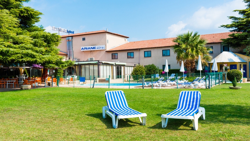 Imagen de los exteriores del Hotel Ariane, Fos-Sur-Mer. Foto 12