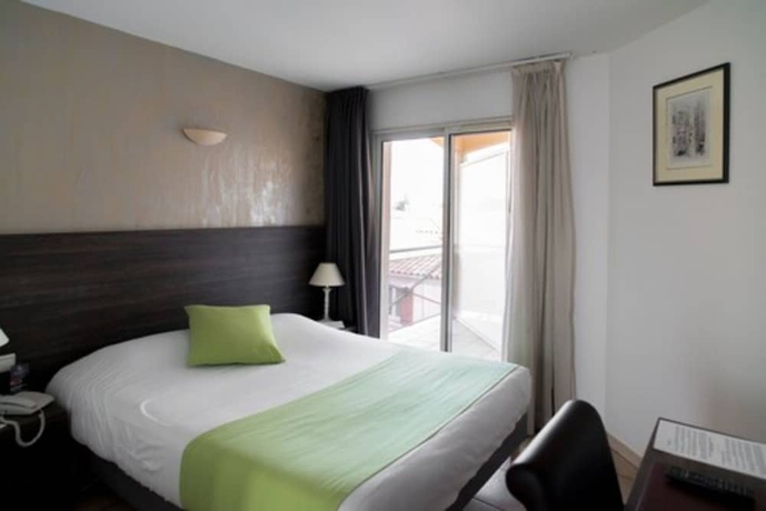 Imagen de la habitación del Hotel Ariane, ISTRES. Foto 3