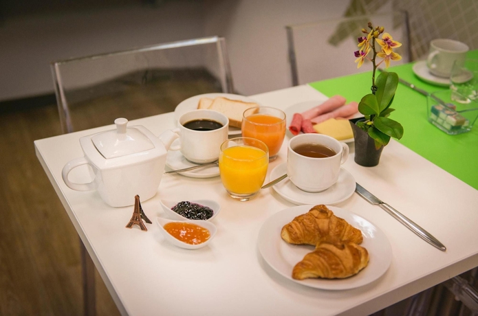 Imagen del bar/restaurante del Hotel Ariane Montparnasse By Patrick Hayat. Foto 2