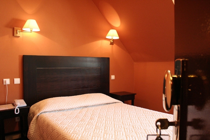 Imagen de la habitación del Hotel Ariane, Pontorson. Foto 3