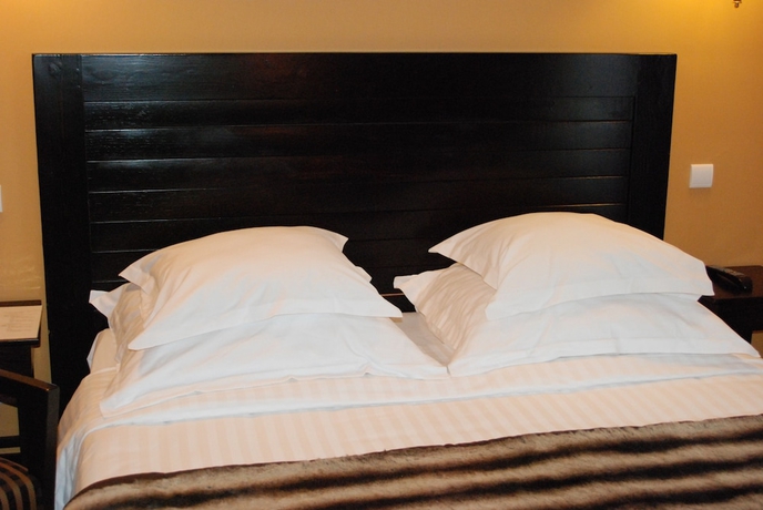 Imagen de la habitación del Hotel Ariane, Pontorson. Foto 16