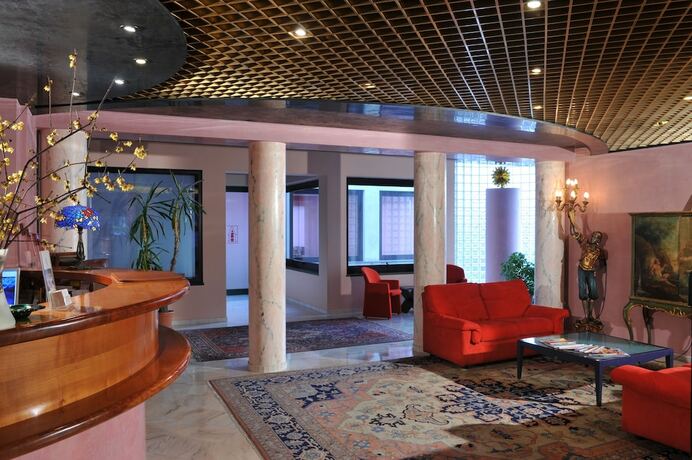 Imagen general del Hotel Ariane, Thiene. Foto 8