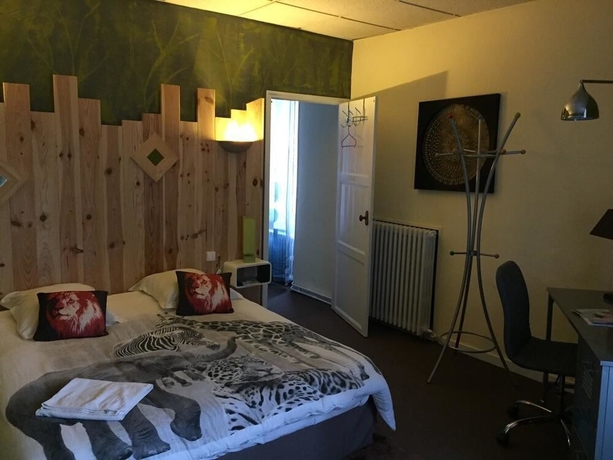 Imagen de la habitación del Hotel Ariane, VICHY. Foto 18