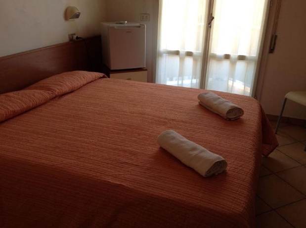 Imagen de la habitación del Hotel Arianna, Cervia. Foto 12