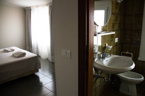 Imagen de la habitación del Hotel Arianna, Iseo. Foto 13