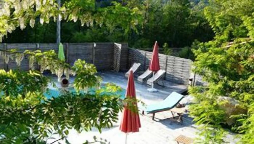 Imagen de la piscina del Hotel Ari&egrave;ge Azimuth. Foto 16