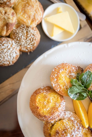 Imagen del bar/restaurante del Hotel Ariel House. Foto 10