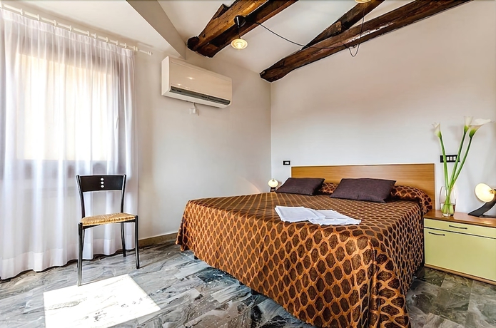 Imagen de la habitación del Hotel Ariel Silva. Foto 3