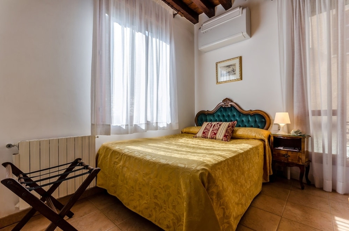 Imagen de la habitación del Hotel Ariel Silva. Foto 4