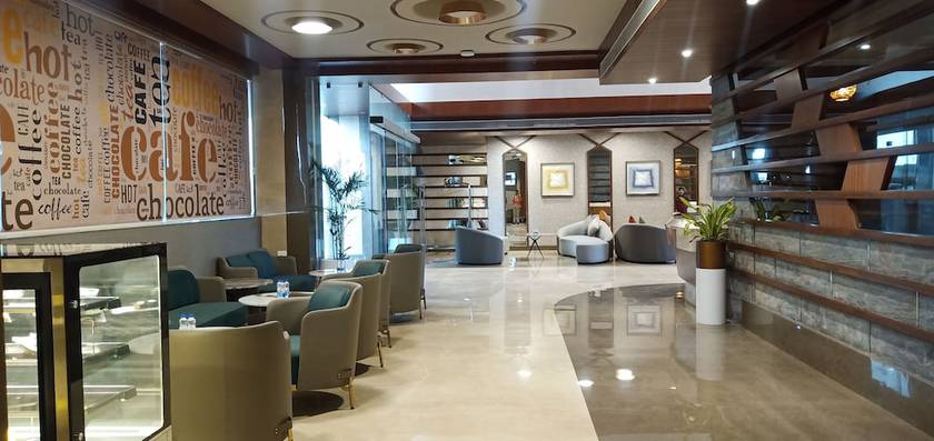 Imagen del bar/restaurante del Hotel Ariena the Boutique. Foto 4