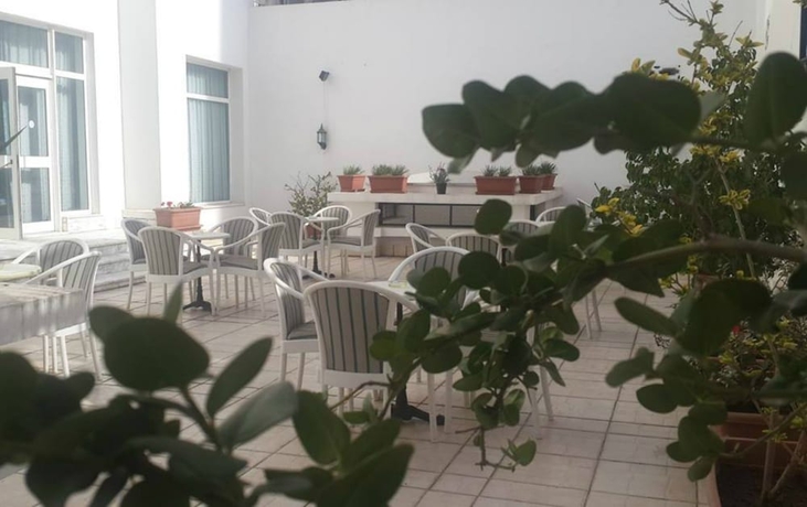 Imagen de los exteriores del Hotel Ariha, Tunis. Foto 14