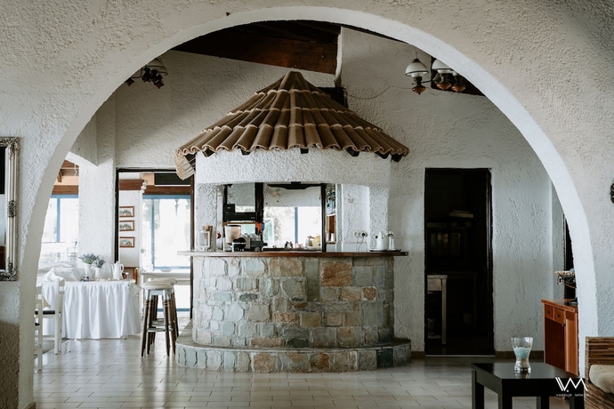 Imagen de la piscina del Hotel Arilla Beach. Foto 19