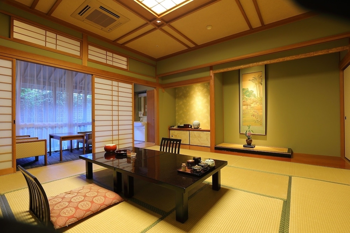 Imagen de la habitación del Hotel Arima Gyoen, KOBE. Foto 12