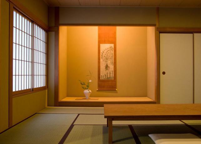 Imagen de la habitación del Hotel Arima Onsen Takayamaso Hanano. Foto 2