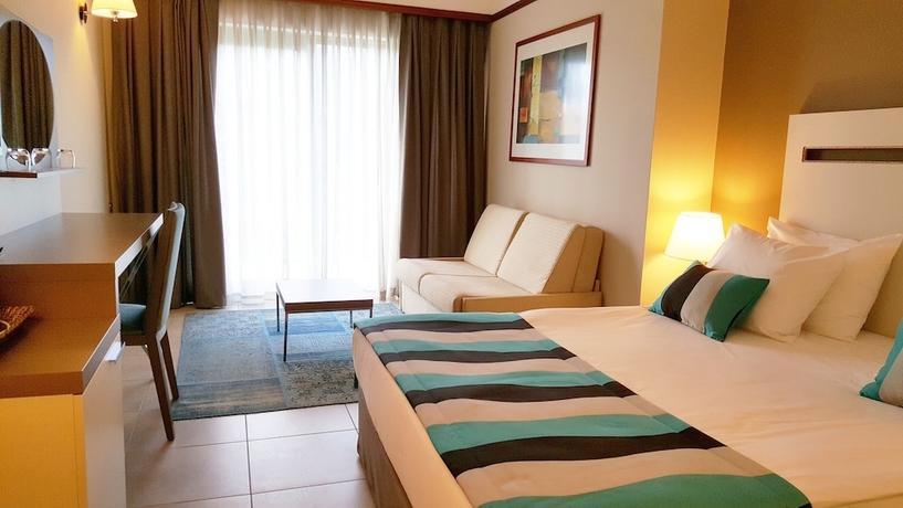 Imagen de la habitación del Hotel Arin Resort. Foto 2